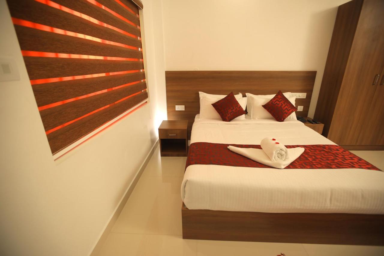 The Patio Thekkady Hotel Exterior photo