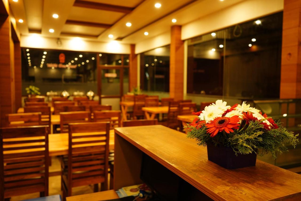 The Patio Thekkady Hotel Exterior photo